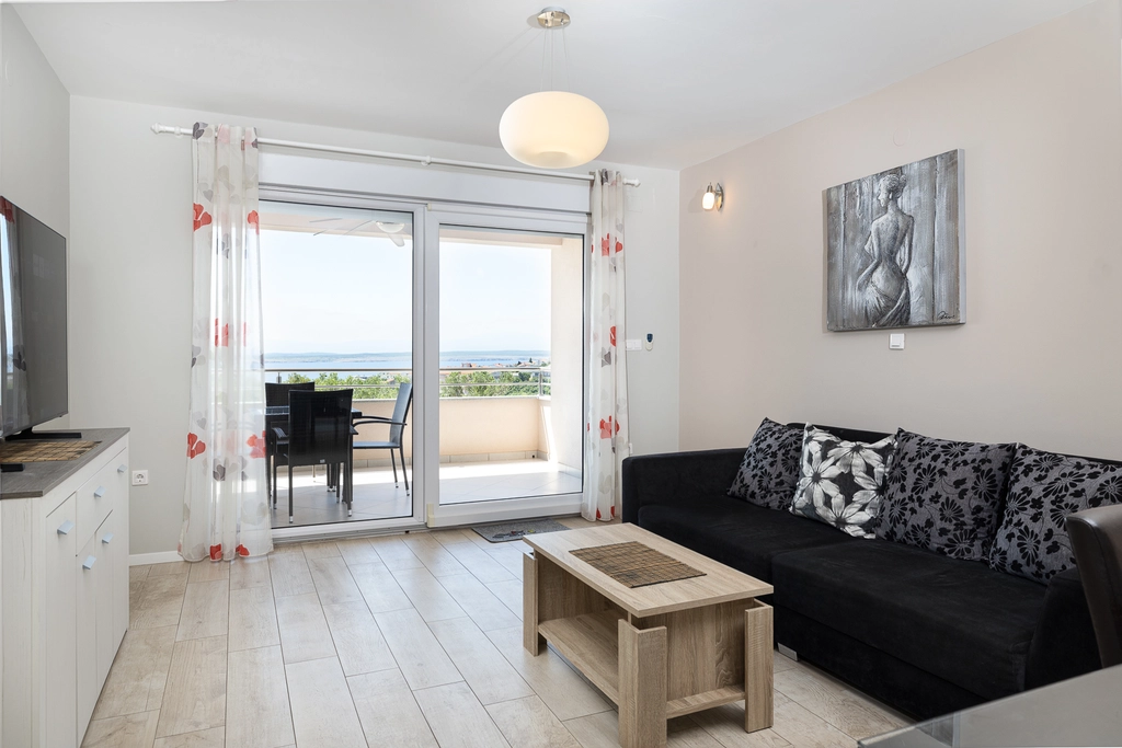 Apartment with Sea View Balcony in Crikvenica