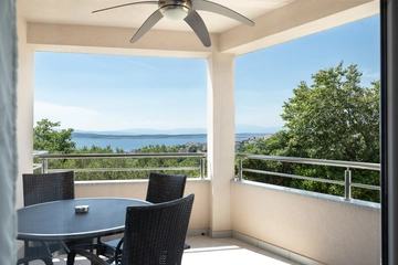 Sea-View Apartment in Crikvenica (2 Bedrooms)