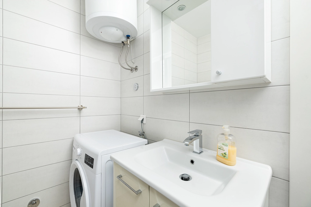Sea-View Apartment in Crikvenica (2 Bedrooms)