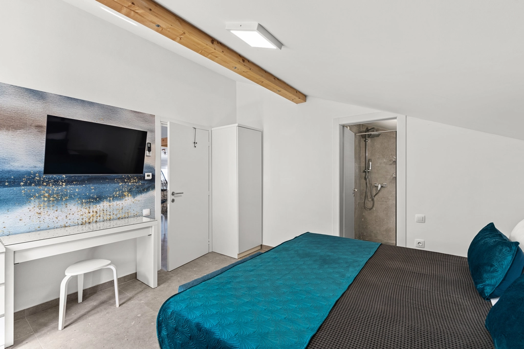 Apartment with Pool in Novi Vinodolski