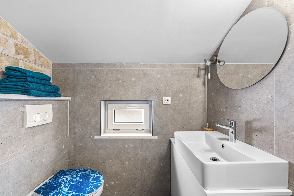 Apartment with Pool in Novi Vinodolski