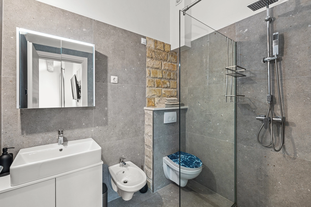 Apartment with Pool in Novi Vinodolski