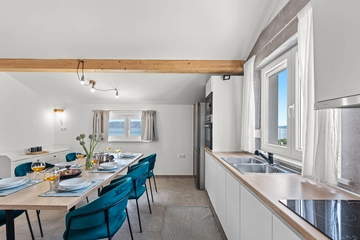 Apartment with Pool in Novi Vinodolski