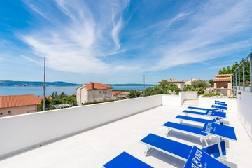 Apartment with Pool in Novi Vinodolski