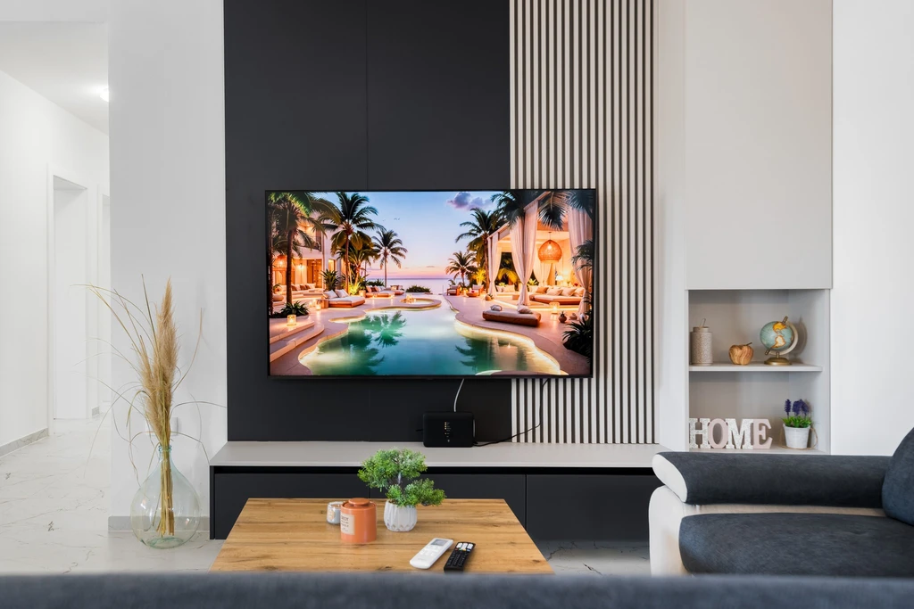 Single-Storey 3-Bedroom Villa in Vir (Pool, 6 Guests)