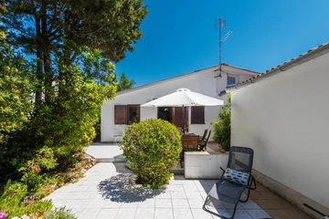 Quiet Privlaka Apartment for 4 Guests with Terrace