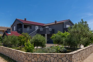 Apartment in Vir for 4 Guests in a Quiet Area