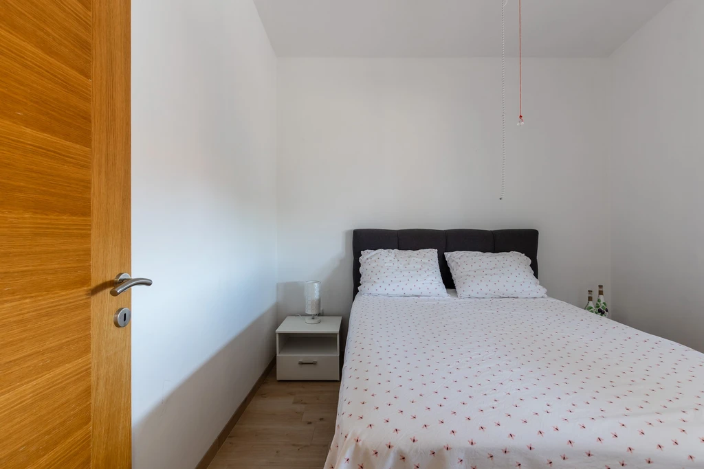 2-Bedroom Apartment for 4 in Vir, Croatia