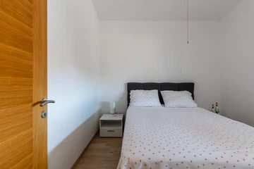 2-Bedroom Apartment for 4 in Vir, Croatia