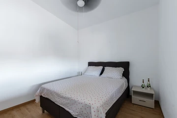 2-Bedroom Apartment for 4 in Vir, Croatia