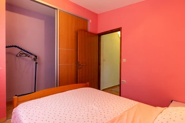 One-Bedroom Apartment in Vir for 2 Guests