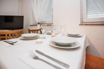 Apartment in Vir for 4 Guests with Partial Sea View