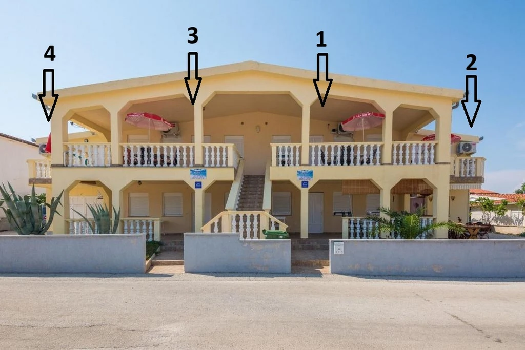 Apartment in Vir for 4 Guests with Partial Sea View