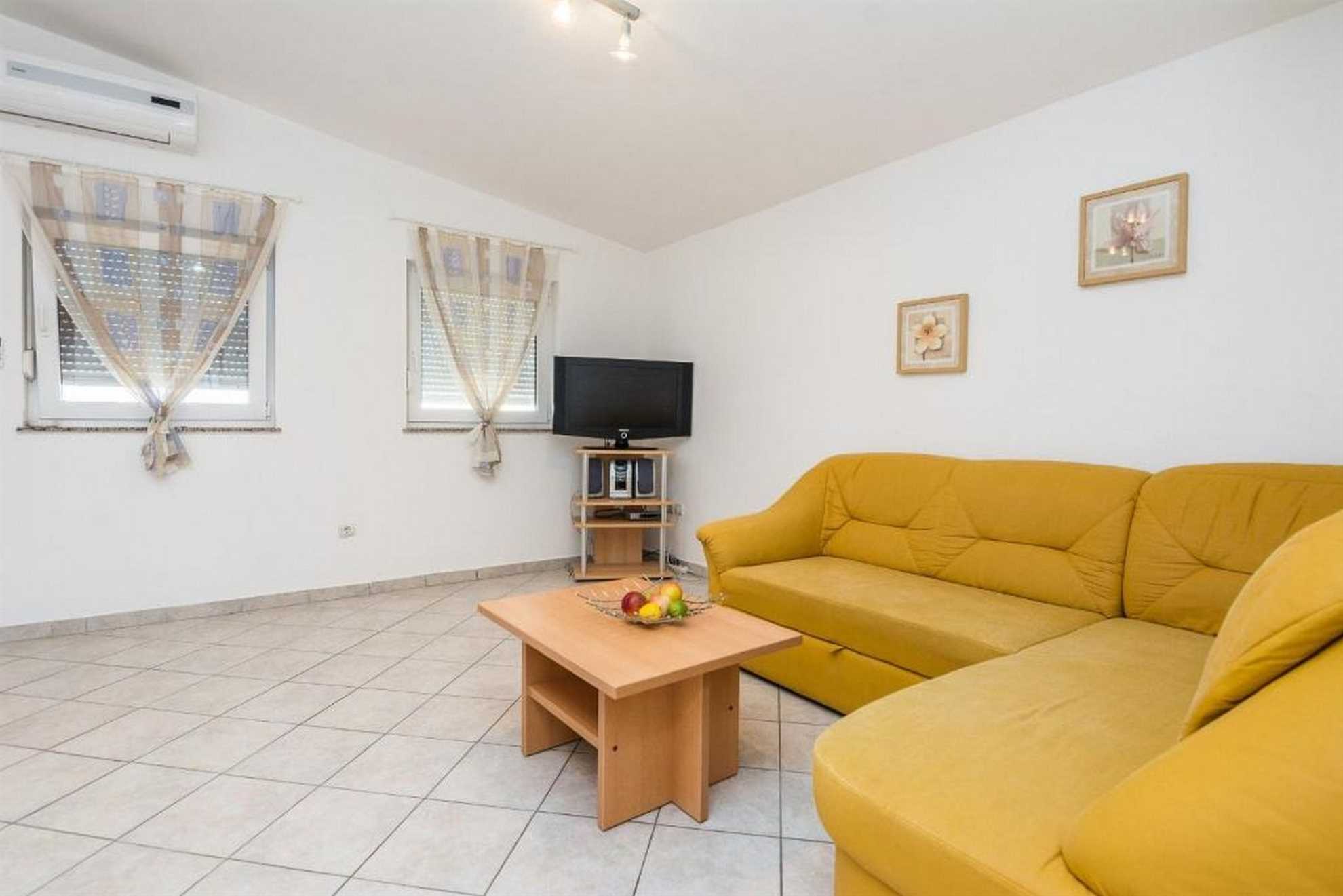 App Delić-Pejić 3 - Apartment with balcony | for 4 persons | BBQ