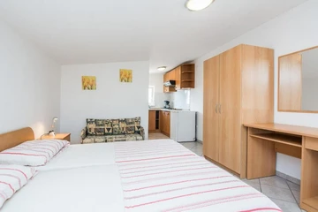 Studio Apartment in Vir with Partial Sea View