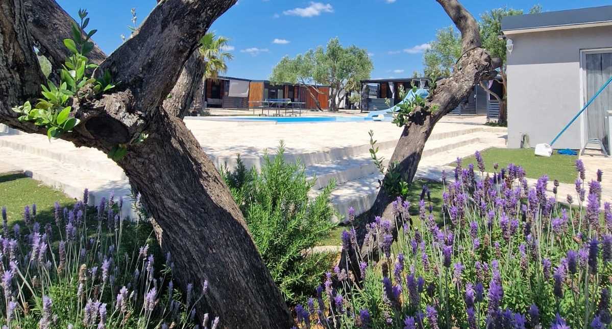 Image of Mobile Home Vi&No near Beach with Shared Pool