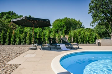 3-Bedroom Villa in Hreljin for Up to 6 Guests