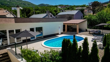 3-Bedroom Villa in Hreljin for Up to 6 Guests