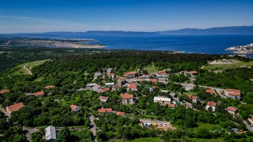 3-Bedroom Villa in Hreljin for Up to 6 Guests