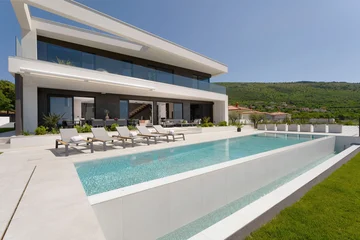 Infinity Pool Villa for 8 in Sveti Lovreč Labinski