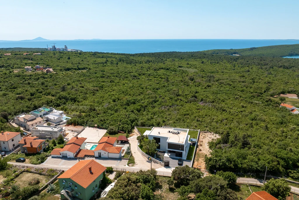 Infinity Pool Villa for 8 in Sveti Lovreč Labinski