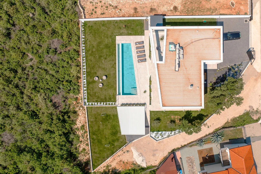 Infinity Pool Villa for 8 in Sveti Lovreč Labinski