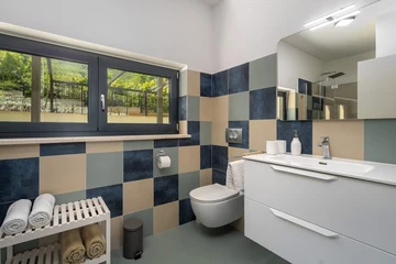 Sea-View Holiday House in Drenje for 6 Guests