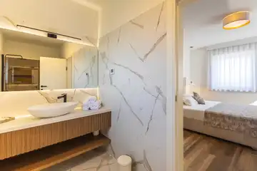 3-Bedroom Villa in Dobrinj for up to 6