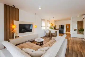 3-Bedroom Villa in Dobrinj for up to 6