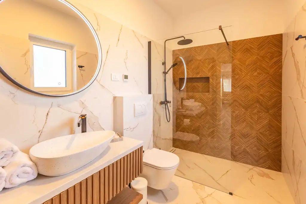 3-Bedroom Villa in Dobrinj for up to 6