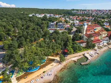 3-Bedroom Apartment in Njivice with Sea-View Terrace