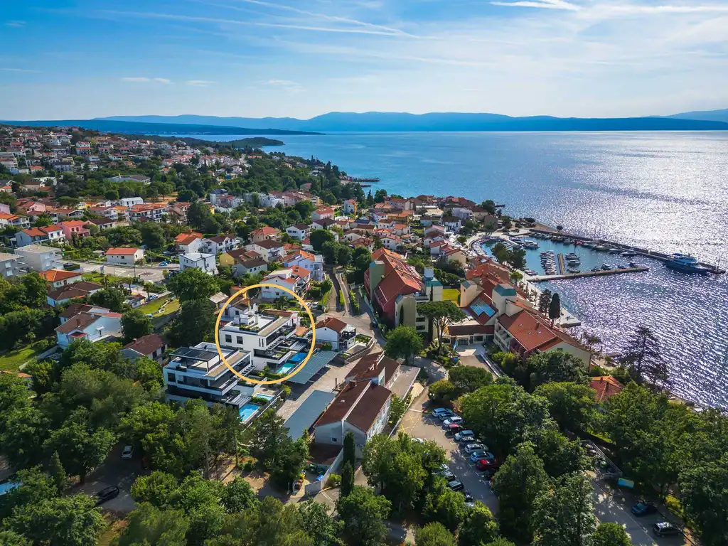 3-Bedroom Apartment in Njivice with Sea-View Terrace
