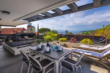 3-Bedroom Apartment in Njivice with Sea-View Terrace