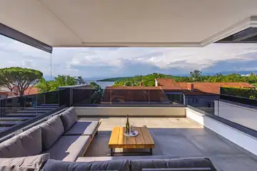 3-Bedroom Apartment in Njivice with Sea-View Terrace