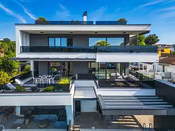 3-Bedroom Apartment in Njivice with Sea-View Terrace