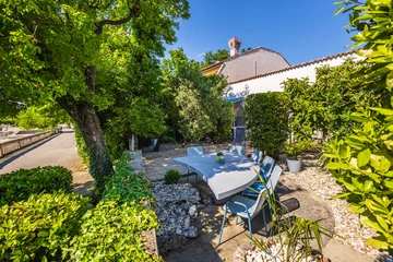 3-Bedroom Seafront Holiday House in Kraljevica