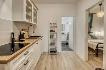 3-Bedroom Seafront Holiday House in Kraljevica