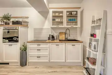 3-Bedroom Seafront Holiday House in Kraljevica