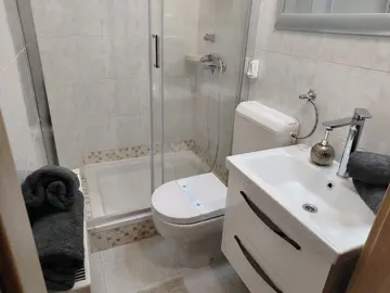 Malinska 1-Bedroom Apartment for Two with Sea View