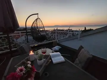 Malinska 1-Bedroom Apartment for Two with Sea View