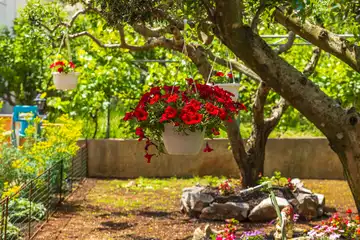 Sea-View Apartment in Čižići for 6 Guests