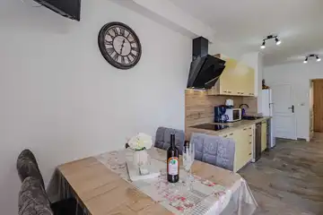 Apartment in Čižići for 4 Guests with Sea View