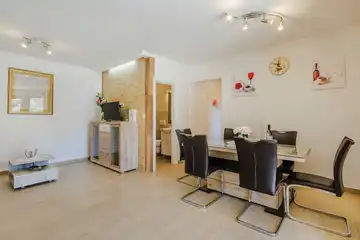 Ground-Floor Apartment in Čižići for Up to 6