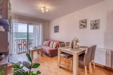 2-Bedroom Apartment in Čižići with Bay View