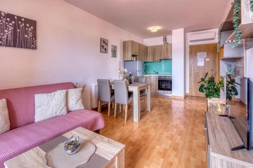 2-Bedroom Apartment in Čižići with Bay View