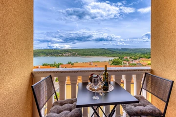 2-Bedroom Apartment in Čižići with Bay View