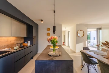 2-Bedroom Apartment with Balcony in Njivice