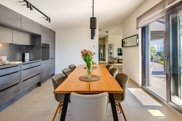 Njivice 2-Bedroom Apartment with Sea View