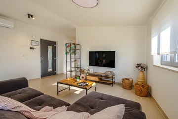 Njivice 2-Bedroom Apartment with Sea View