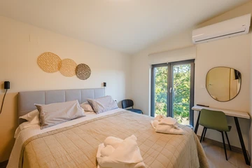 Njivice 2-Bedroom Apartment with Sea View